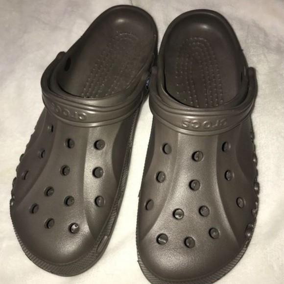 Crocks - Picture 1 of 2